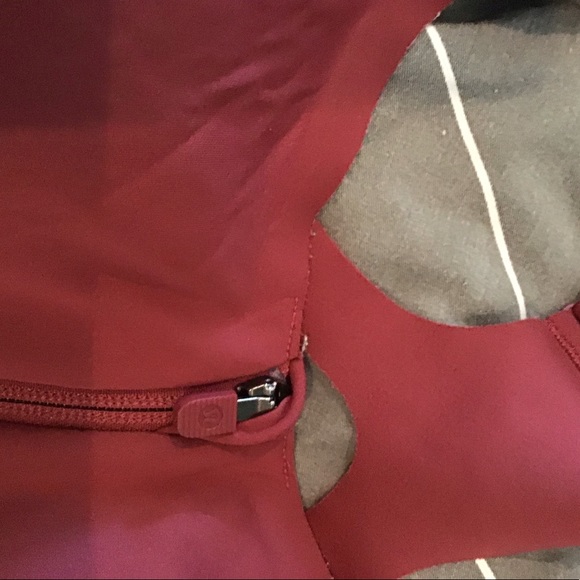 Lululemon Take Power Bra sz 36D - Picture 5 of 6